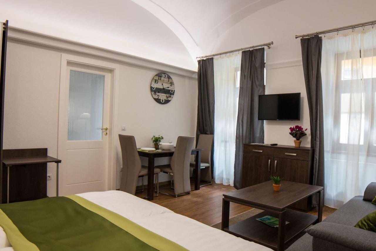 Mecset Apartman Eger Exterior foto